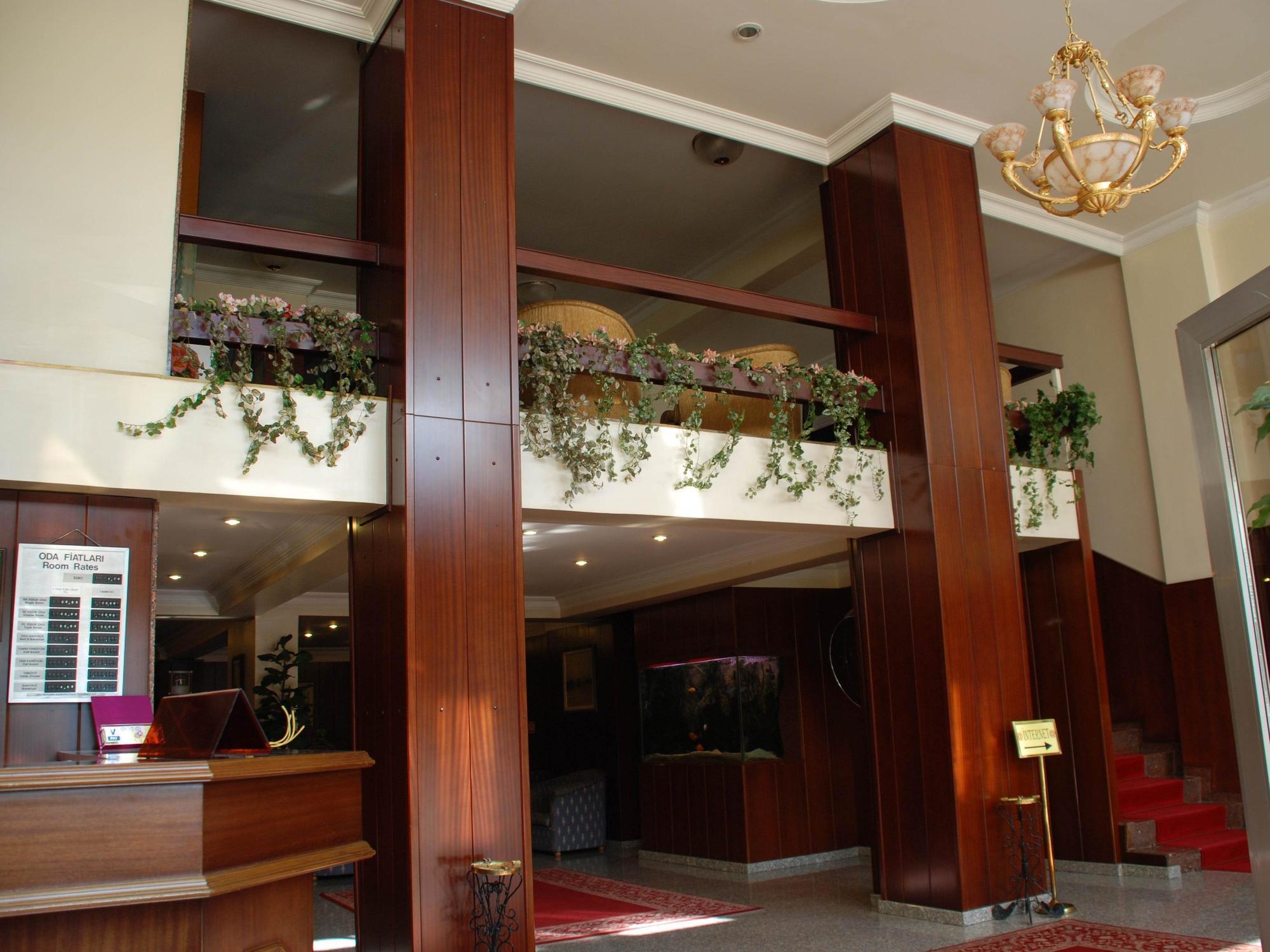 Hotel Mithat Анкара Екстериор снимка