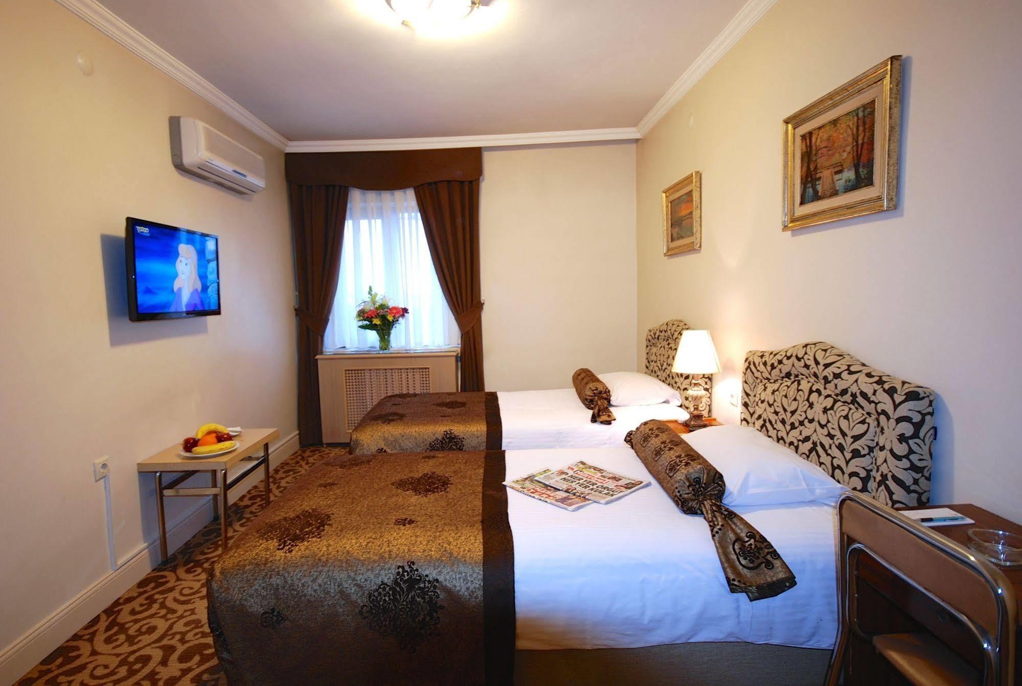 Hotel Mithat Анкара Екстериор снимка